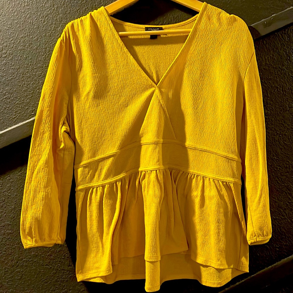 Yellow spring shirt